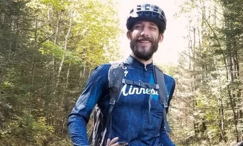 Σε-αργία-οι-πράκτορες-της-ice-που-εκτέλεσαν-τον-Άλεξ-Πρέτι-στη-Μινεάπολη