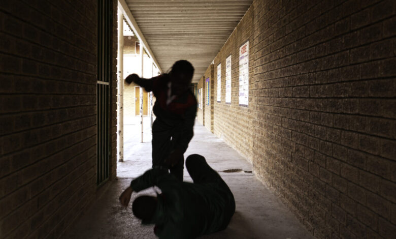 Αχαΐα:-Στο-νοσοκομείο-14χρονος-μαθητής-που-δέχτηκε-γροθιά-από-16χρονο