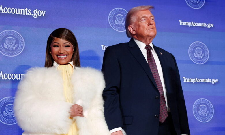 Η-Νίκι-Μινάζ-δηλώνει-«νούμερο-1-θαυμάστρια-του-Ντόναλντ-Τραμπ»:-Στο-πλάι-του-και-χέρι-–-χέρι-σε-εκδήλωση-στην-Ουάσιγκτον