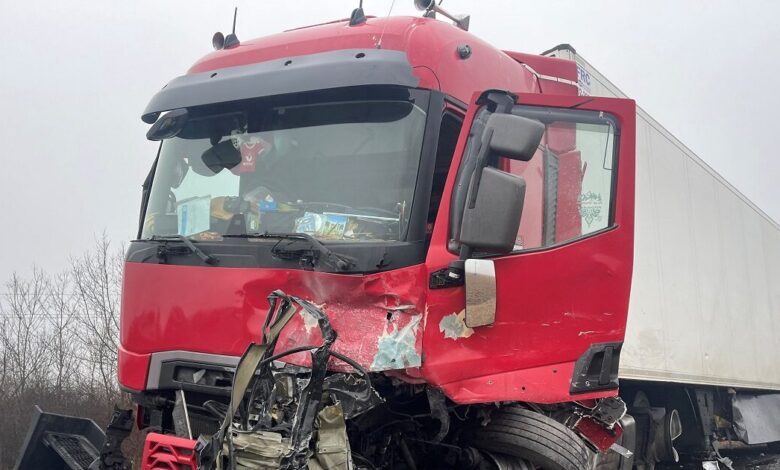 Ρουμανία:-Επιστρέφουν-οι-2-τραυματίες-σήμερα-–-Επαναπατρίζονται-και-οι-7-σοροί,-πορεία-με-μηχανές-από-τους-φιλάθλους-του-ΠΑΟΚ