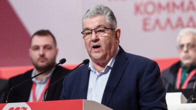 Ξεκίνησαν οι-εργασίες-του-22ου-Συνεδρίου-του-ΚΚΕ: «Σταθερό-σε-κάθε-δοκιμασία,-έτοιμο-στο-κάλεσμα-της-Ιστορίας,-για-τον-σοσιαλισμό»