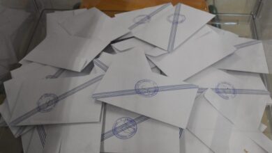 Επιστολική-ψήφος-στις-βουλευτικές-εκλογές:-Η-πρόταση-της-κυβέρνησης-για-τους-απόδημους,-τι-αλλάζει-στις-έδρες