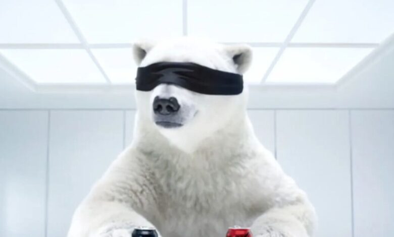 Το-σουρεάλ-σποτ-του-super-bowl:-Η-πολική-αρκούδα-της-coca-cola-διαλέγει-την-pepsi-και-χρειάστηκε-ψυχοθεραπεία