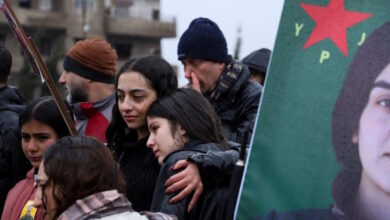 Συρία:-Ο-Μακρόν-χαιρέτισε-τη-συμφωνία-εκεχειρίας-μεταξύ-των-κυβερνητικών-δυνάμεων-και-των-Κούρδων-μαχητών