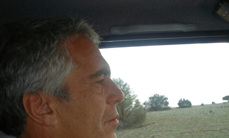 Τζέφρι-Επστάιν:-Στη-«φόρα»-3-εκατομμύρια-έγγραφα-–-Ανταλλαγή-email-με-τον-πρίγκιπα-Άντριου-με-αναφορά-σε-26χρονη-Ρωσίδα