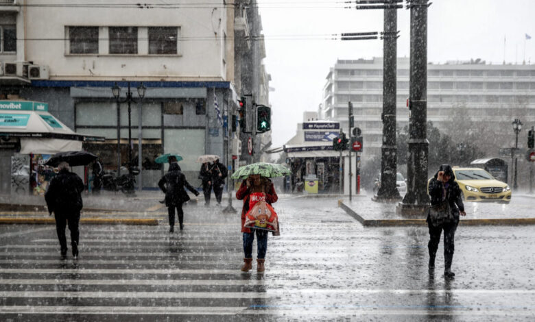 Καιρός-σήμερα:-Έντονες-καταιγίδες-στα-δυτικά-–-Τοπικές-βροχές-σε-Αττική-και-Θεσσαλονίκη