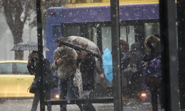 Κακοκαιρία:-Ήχησε-το-112-σε-Αχαΐα,-Ηλεία,-Ζάκυνθο,-Κεφαλονιά,-Πελοπόννησο,-Θεσσαλία-και-Σποράδες-–-«Περιορίστε-τις-μετακινήσεις-σας»