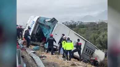 Τουρκία:-Τροχαίο-με-πολλούς-νεκρούς-και-τραυματίες-από-ανατροπή-λεωφορείου-στην-Αττάλεια-–-Συγκλονιστικές-εικόνες