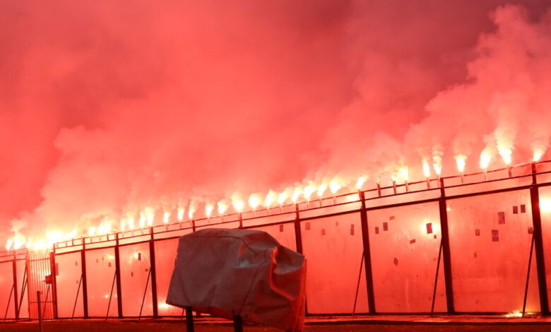 ΠΑΟΚ:-Η-Τούμπα-πήρε-«φωτιά»-για-τους-οπαδούς-που-σκοτώθηκαν,-απίθανες-εικόνες-στο-27ο-λεπτό-του-ματς-με-τον-Πανσερραϊκό