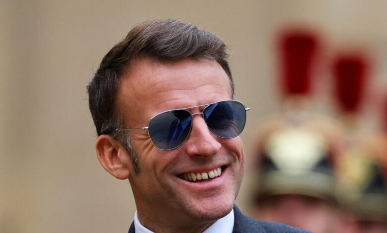 maison-henry-jullien,-η-μικρή-γαλλική-εταιρεία-πίσω-από-τα-«top-gun»-γυαλιά-του-Μακρόν:-10-άτομα-φτιάχνουν-1.000-ζευγάρια-τον-χρόνο