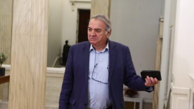 Νέα-Αριστερά:-Αποχωρούν-Μπίστης-και-εννέα-ακόμη-μέλη-της-Κεντρικής-Επιτροπής,-διαφωνία-για-την-«φωτογραφική-αποδοκιμασία»-Τσίπρα