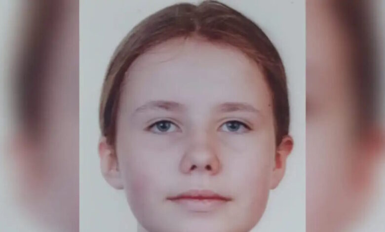 Εξαφάνιση-Λόρα:-Νέα-στοιχεία-για-την-16χρονη-–-«Ανταλλάξαμε-20-λέξεις,-δεν-θα-αναγνώριζε-τη-φωνή-μου»-λέει-ο-ετεροθαλής-αδερφός-της