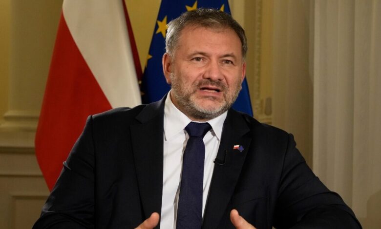 Πολωνία:-Πρόστιμο-στον-υπουργό-Δικαιοσύνης-επειδή-δεν-έδωσε-προτεραιότητα-σε-πεζή-–-Έδινε-συνέντευξη-ενώ-οδηγούσε