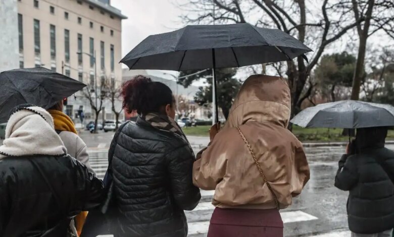 Καιρός-–-Τσατραφύλλιας:-Καταιγίδες,-λασποβροχές,-νοτιάδες-και-άνοδος-της-θερμοκρασίας-από-την-Τετάρτη
