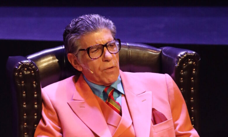 Γιάννης-Μπέζος-για-το-κράτος:-Τα-περιμένουμε-όλα-λες-και-είναι-ο-πατέρας-μας-και-πρέπει-να-μας-δώσει-χαρτζιλίκι