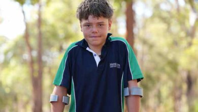 13χρονος-Αυστραλός-έσωσε-την-οικογένειά-του,-κολυμπώντας-στον-ωκεανό-επί-τέσσερις-ώρες