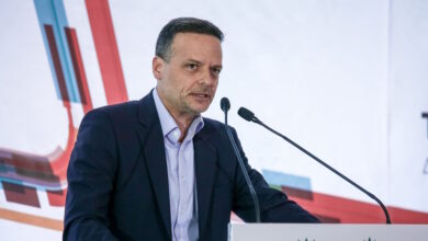 Δεν-έχει-τέλος-η-φαγωμάρα-στο-ΠΑΣΟΚ:-Νέες-αιχμές-Χάρη-Δούκα-σε-εκδήλωση-με-υποστηρικτές-του-από-όλη-την-Ελλάδα