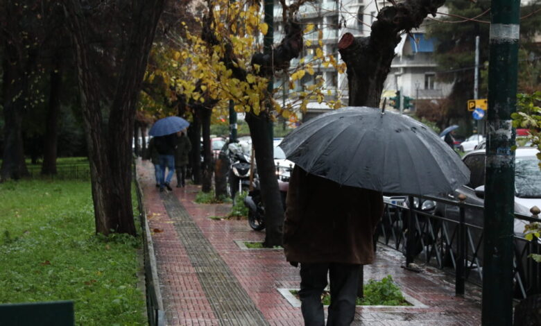 Καιρός-σήμερα:-Βροχερό-σκηνικό-με-καταιγίδες-στο-Ιόνιο-και-χιόνια-στα-ορεινά-–-Άνοδος-της-θερμοκρασίας