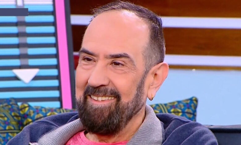 Γρηγόρης-Μελάς:-Βάζω-να-δω-το-“real-view”-για-να-εκνευριστώ-για-το-πού-μπορεί-να-φτάσει-η-τηλεόραση