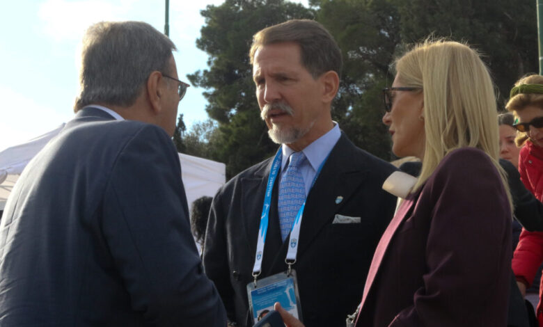 Παύλος-Ντε-Γκρες-για-σενάρια-συνεργασίας-με-την-Μαρία-Καρυστιανού:-«Ούτε-μία-στο-εκατομμύριο»