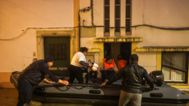 Κακοκαιρία-χτυπά-Ισπανία-και-Πορτογαλία:-Ένας-άνδρας-νεκρός,-αγνοείται-κορίτσι-που-παρασύρθηκε-από-ποτάμι