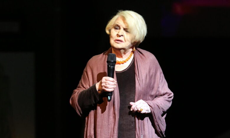 Γιάννα-Σταυράκη:-Μέσα-από-την-εμπειρία-του-καρκίνου-άλλαξα-τρόπο-σκέψης-και-κοσμοθεωρία