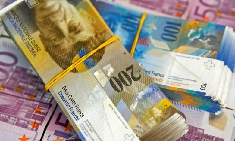 Δάνεια-σε-ελβετικό-φράγκο:-Στην-τελική-ευθεία-για-την-έναρξη-των-ρυθμίσεων-–-Ποιοι-είναι-οι-όροι-και-ποιοι-εξαιρούνται-από-τα-κριτήρια