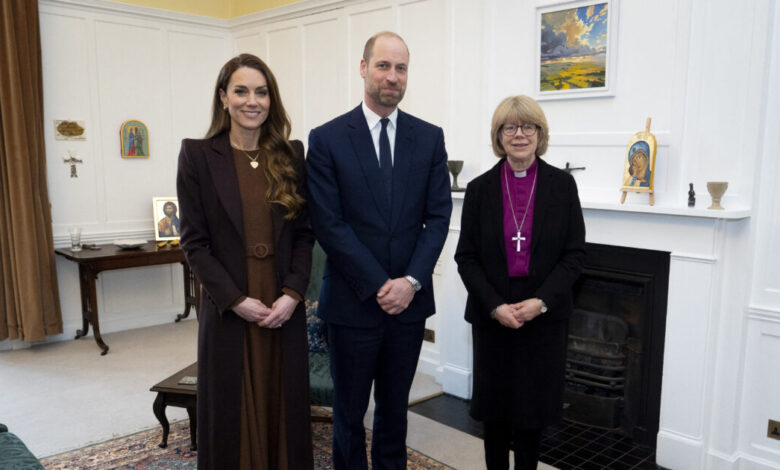 Ο-πρίγκιπας-Γουίλιαμ-και-η-Κέιτ-Μίντλετον-συναντήθηκαν-με-τη-νέα-Αρχιεπίσκοπο-του-Καντέρμπερι-Σάρα-Μουλάλι