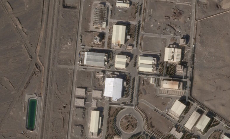 Ιράν:-«Κλείνει-πληγές»-και-επισκευάζει-στρατιωτικές-και-πυρηνικές-εγκαταστάσεις-με-φόντο-την-«αρμάδα»-του-Τραμπ,-λένε-οι-nyt