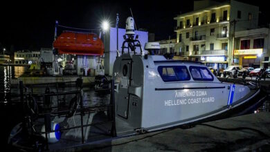 Ναυάγιο-με-μετανάστες-στη-Χίο:-Το-Σάββατο-απολογείται-ο-Μαροκινός-φερόμενος-ως-διακινητής-–-Αρνείται-τις-κατηγορίες