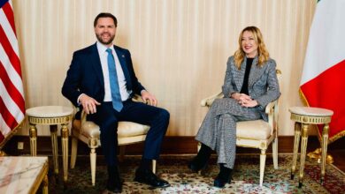 Με-τον-αντιπρόεδρο-και-τον-υπουργό-Εξωτερικών-των-ΗΠΑ-συναντήθηκε-η-Τζόρτζια-Μελόνι