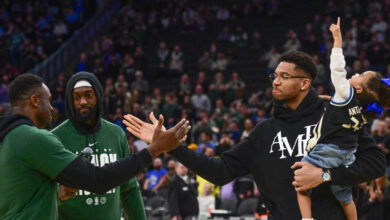 Ο-Γιάννης-Αντετοκούνμπο-αποθεώθηκε-στο-Μιλγουόκι:-Λόγια-καρδιάς-από-Θανάση-και-Πόρτις