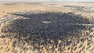 Χιλιάδες-άνθρωποι-συγκεντρώθηκαν-στη-Λιβύη-για-την-κηδεία-του-Σαΐφ-αλ-Ισλάμ-Καντάφι