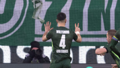 Ο-Κουλιεράκης-πέτυχε-γκολ-στο-Βόλφσμπουργκ-–-Ντόρτμουντ-και-το-αφιέρωσε-στους-αδικοχαμένους-οπαδούς-του-ΠΑΟΚ