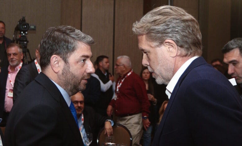 Ο-Παύλος-Γερουλάνος-στέλνει-μήνυμα-στον-Νίκο-Ανδρουλάκη:-Στο-συνέδριο-του-ΠΑΣΟΚ-πρέπει-να-τα-συζητήσουμε-όλα