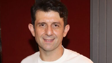 Μιχάλης-Οικονόμου:-Η-πρώτη-φορά-που-είδα-τον-γιο-μας-όταν-τον-πήραμε-από-το-ίδρυμα-ήταν-από-τις-πιο-συνταρακτικές-στιγμές-στη-ζωή-μου