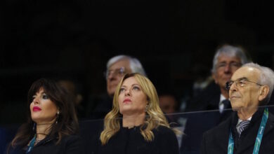 Απασφάλισε-η-Μελόνι:-Εχθροί-της-Ιταλίας-οι-«διαδηλωτές-κατά-των-Ολυμπιακών-Αγώνων»-–-Αλληλεγγύη-στις-αστυνομικές-δυνάμεις