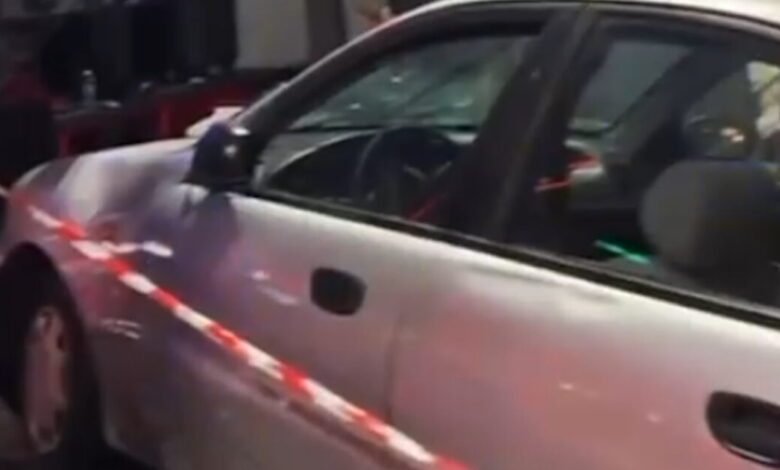 Άγιος-Δημήτριος:-Κινηματογραφική-καταδίωξη-με-κλεμμένο-αυτοκίνητο-που-«μπούκαρε»-σε-ίντερνετ-καφέ