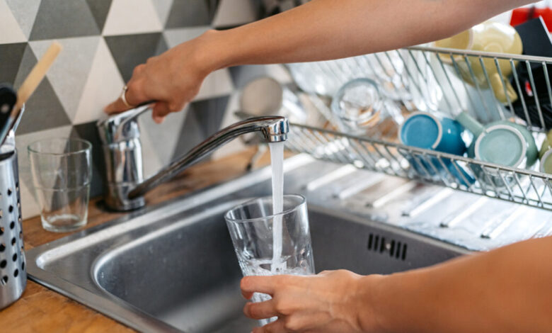 Οι-βροχές-δεν-λύνουν-το-πρόβλημα-της-λειψυδρίας-στην-Αττική-–-Στα-2,5-δισ.-ευρώ-οι-επενδύσεις-της-ΕΥΔΑΠ