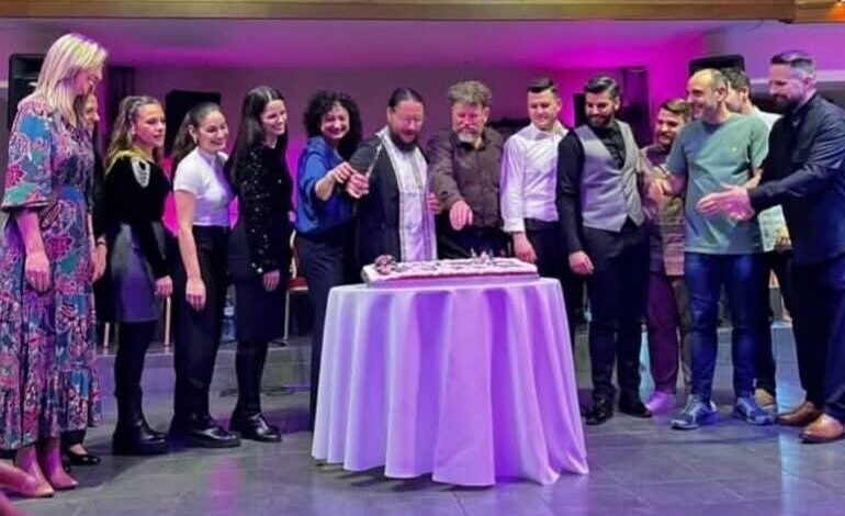 Έκοψε-πίτα-το-Κέντρο-Λαογραφικών-Ερευνών-Λάρισας