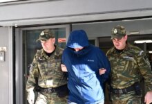 Το-κινητό-με-το-λογισμικό-των-Κινέζων-θα-αποκαλύψει-το-μέγεθος-της-κατασκοπείας-από-τον-Έλληνα-σμήναρχο-–-Ο-ρόλος-της-γυναίκας-«σκιάς»