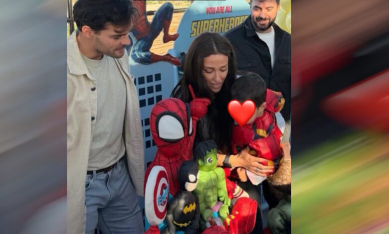 Η-Ελένη-Φουρέιρα-και-ο-Αλμπέρτο-Μποτία-διοργάνωσαν-γενέθλιο-πάρτι-για-τον-γιο-του-–-Η-εντυπωσιακή-τούρτα-με-τους-σούπερ-ήρωες