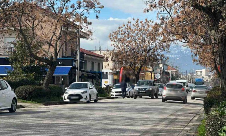 Τρίκαλα:-Μαζί-με-τον-καφέ-στην-Λαρίσης…-δώρο-και-κλήση-Τροχαίας