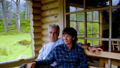 Τζέφρι-Επστάιν:-Η-Γκισλέιν-Μάξγουελ-καταθέτει-ενώπιον-επιτροπής-της-Βουλής,-θα-επικαλεσθεί-το-δικαίωμα-στη-σιωπή