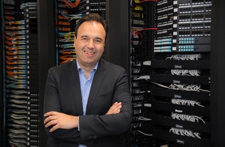 Παπαστεργίου:-Στρατηγική-για-ισχυρή-ελληνική-γλώσσα-στην-ψηφιακή-εποχή