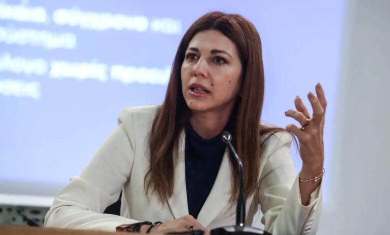 Σοφία-Ζαχαράκη-για-τα-επεισόδια-στο-ΑΠΘ:-Αυτή-η-εικόνα-είναι-ντροπή,-όπου-αναλογούν-ευθύνες-θα-αποδοθούν