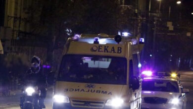 Οικογενειακή-τραγωδία-στην-Ελευσίνα:-44χρονη-σκότωσε-τη-μητέρα-της-προσπαθώντας-να-παρκάρει