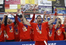 ΑΕΚ-–-Ολυμπιακός-29-33:-Οι-ερυθρόλευκοι-κατέκτησαν-για-τέταρτη-φορά-στην-ιστορία-τους-το-Κύπελλο-Ελλάδας-χάντμπολ