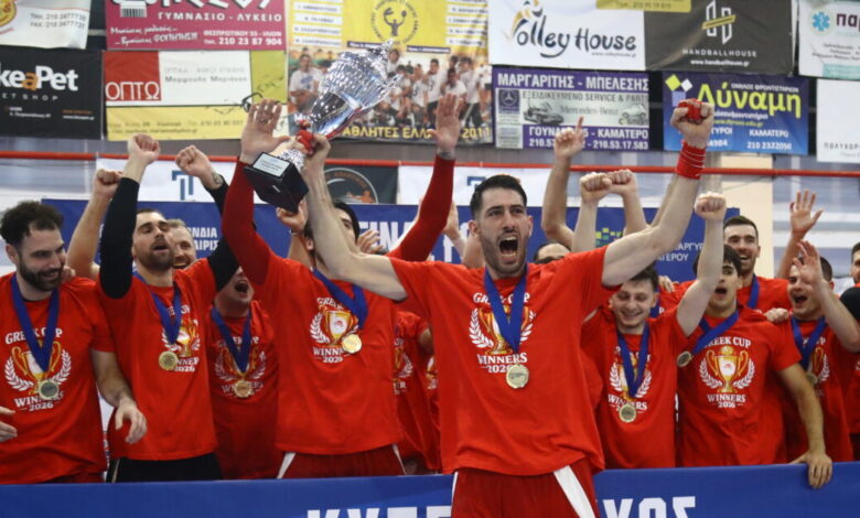 ΑΕΚ-–-Ολυμπιακός-29-33:-Οι-ερυθρόλευκοι-κατέκτησαν-για-τέταρτη-φορά-στην-ιστορία-τους-το-Κύπελλο-Ελλάδας-χάντμπολ