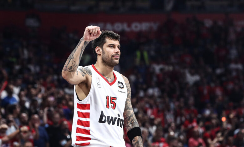 Η-euroleague-θυμήθηκε-τις-«χορευτικές-κινήσεις»-του-Γιώργου-Πρίντεζη-με-τη-φανέλα-του-Ολυμπιακού